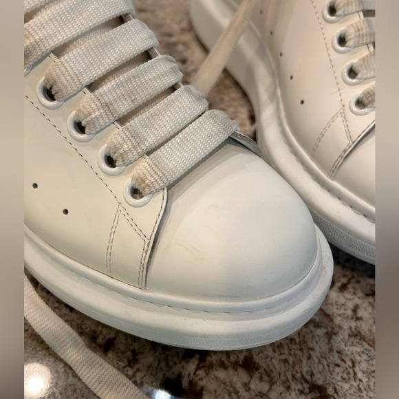 Alexander McQueen Oversized Women's Sneakers, White/Patchouli, Size 9.5 US - Picture 4 of 13